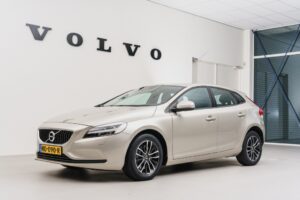VOLVO V40 Hatchback 5 drs