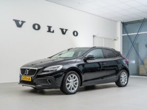 VOLVO V40 CC Hatchback 5 drs